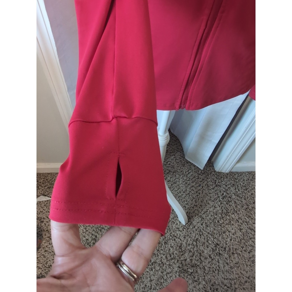 Cool Run Women's Red Front Zip Jacket With Thumb Holes Size Small - Picture 3 of 9
